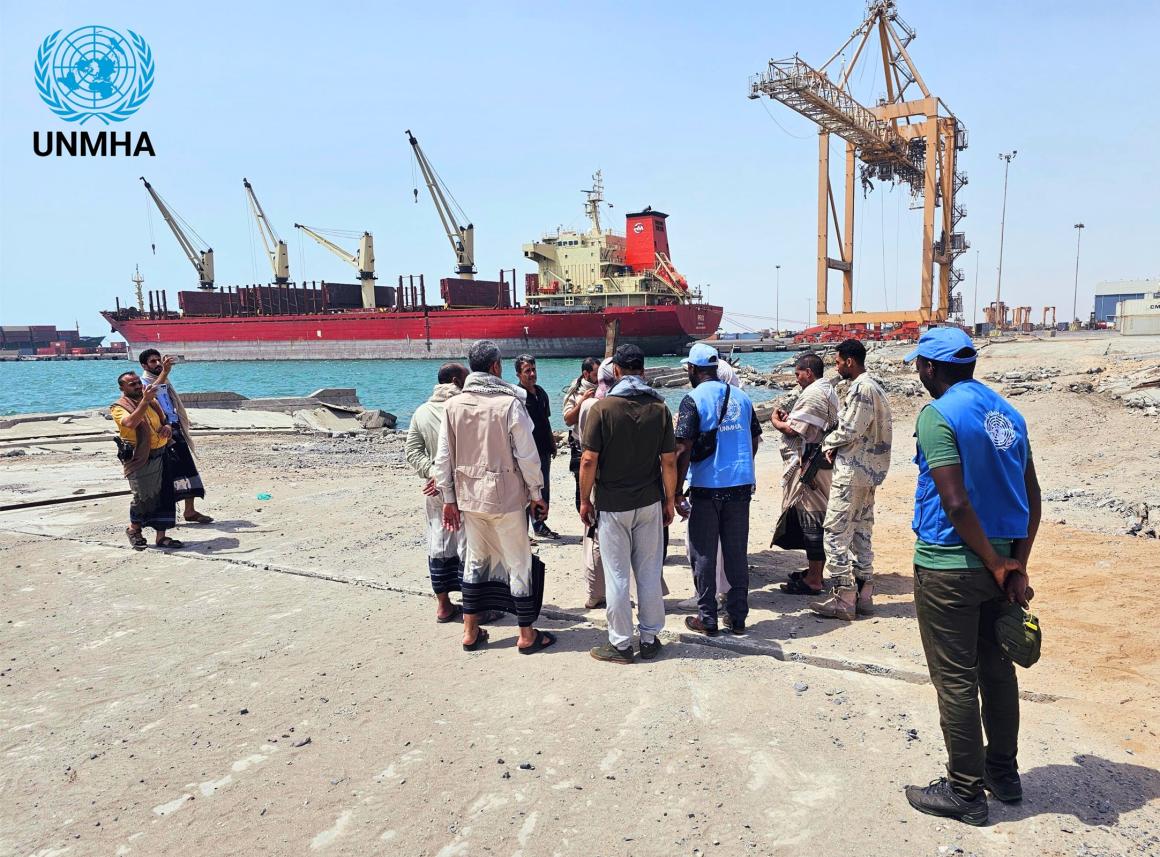 Office-in-Charge of UNMHA during a special patrol to Hudaydah Port